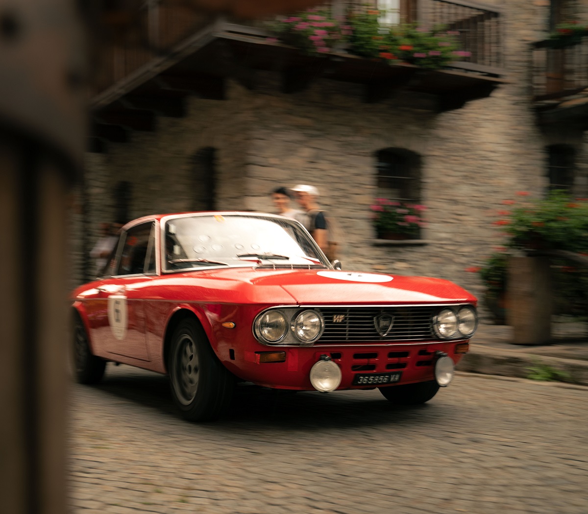 Il Ritorno della Cisalpina Classic Race: Auto Storiche e GT in Valle d’Aosta.