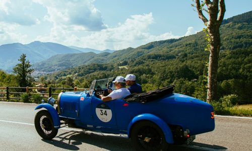 La 1000 Miglia conquista l’Austria: l’iconico marchio italiano sbarca tra le Alpi con il Warm Up.