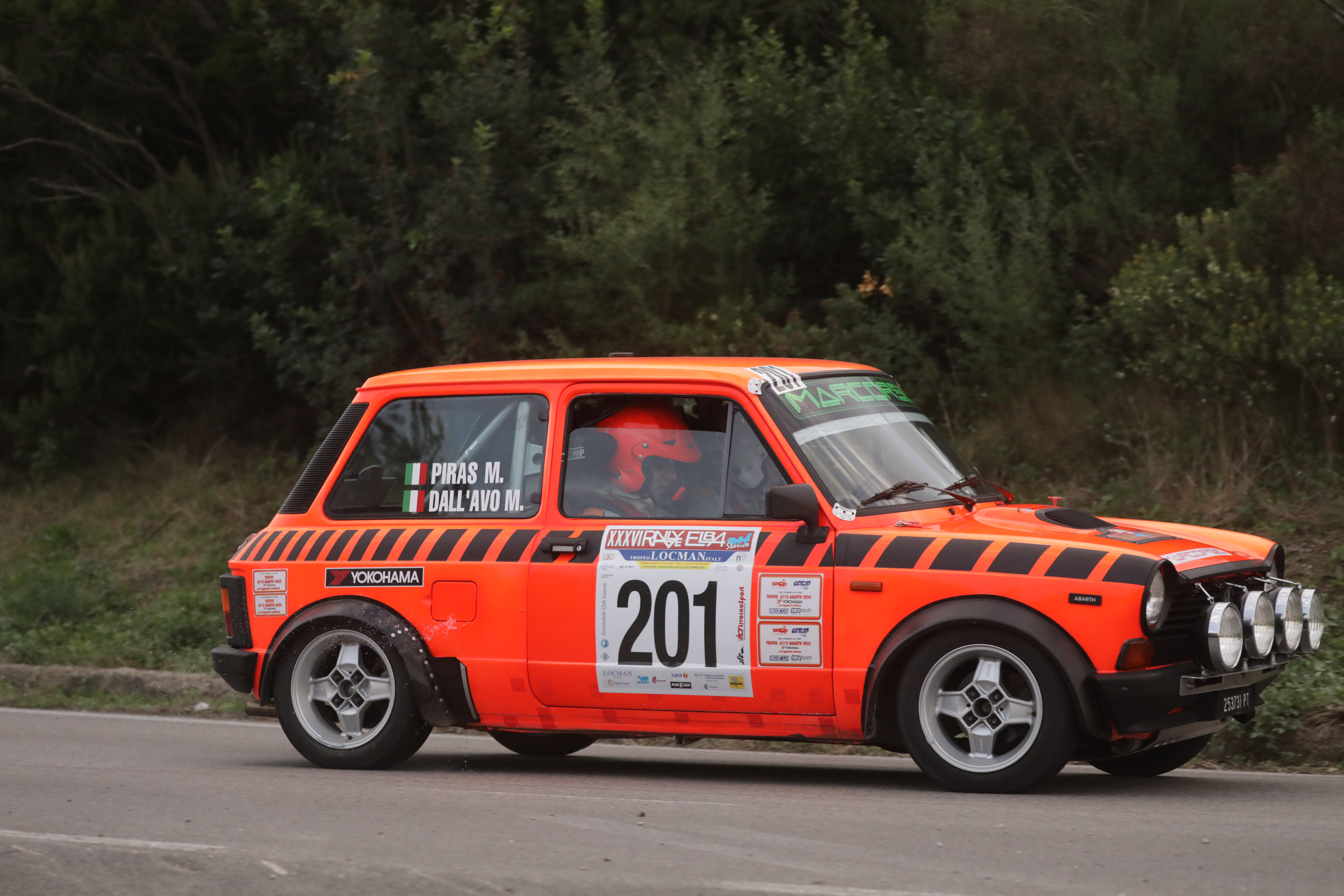 Trofeo A112 Abarth Yokohama 2024: Marcogino Dall’Avo e Manuel Piras Dominano al Rallye Elba Storico.