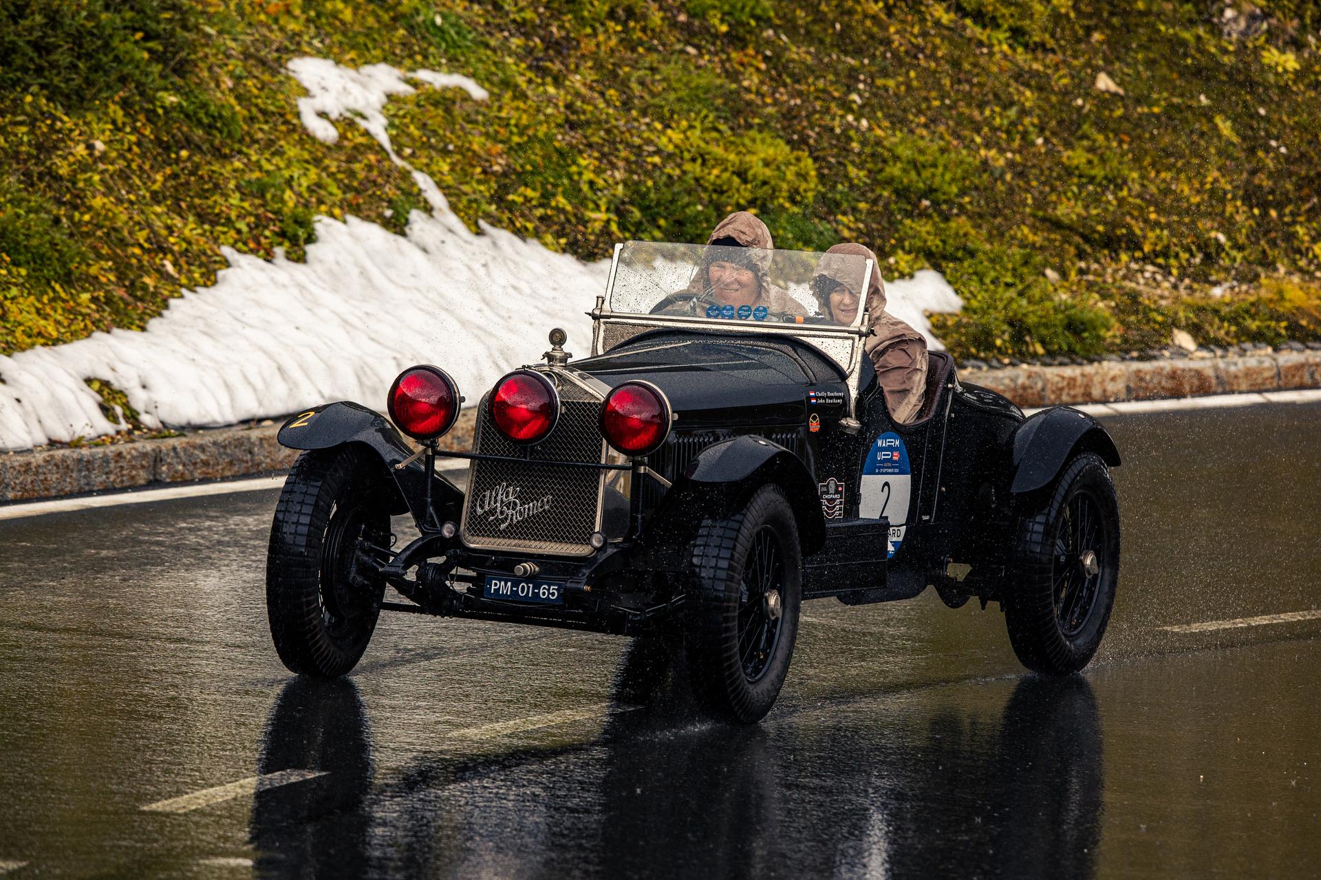 1000 Miglia Warm Up Austria 2024: John e Chelly Houtkamp Trionfano sull’Alfa Romeo 6C del 1929.